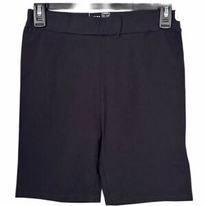 Y&R Women's Black Bike Shorts - Size Small
NWOT - Waist 13” - Inseam 5”